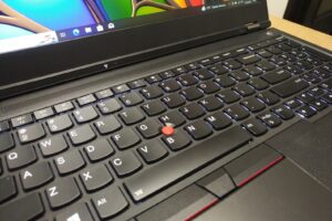 Laptop Lenovo ThinkPad P52 15,6 " Intel Core i7 32 GB / 1000 GB czarny